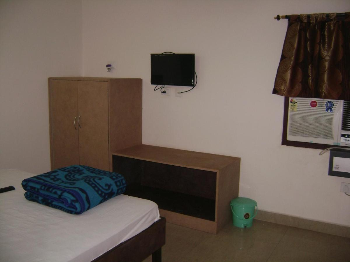 Natraj Hotel Darbhanga Extérieur photo